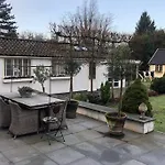 Tiny House In Tuin De Statige Mariahof Dordrecht