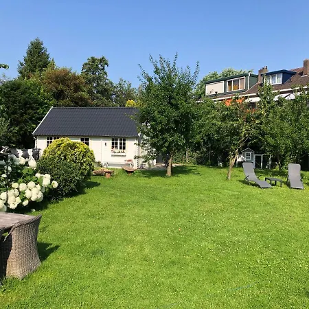 Tiny House In Tuin De Statige Mariahof * Dordrecht