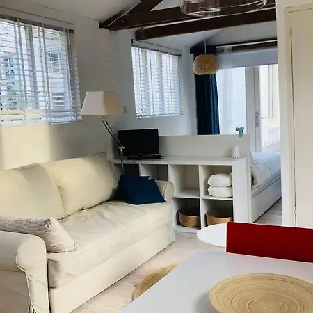Σπίτι διακοπών Tiny House In Tuin De Statige Mariahof *