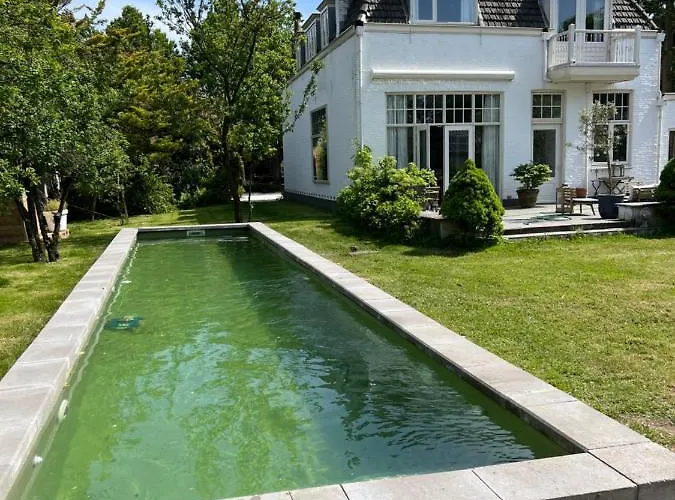 Tiny House In Tuin De Statige Mariahof Holiday home